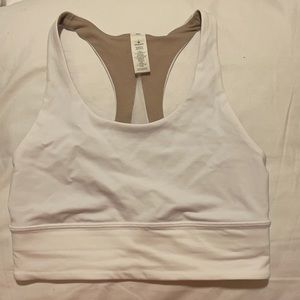 Lululemon invigorate bra in size 6